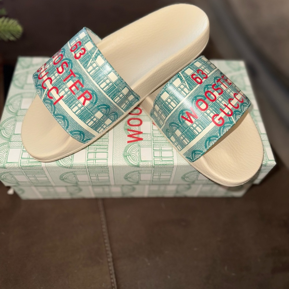 Gucci slides
